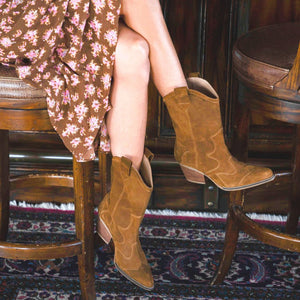 BAILEY 60 - Vintage Gold Suede Regina Romero Women's Leather Boot