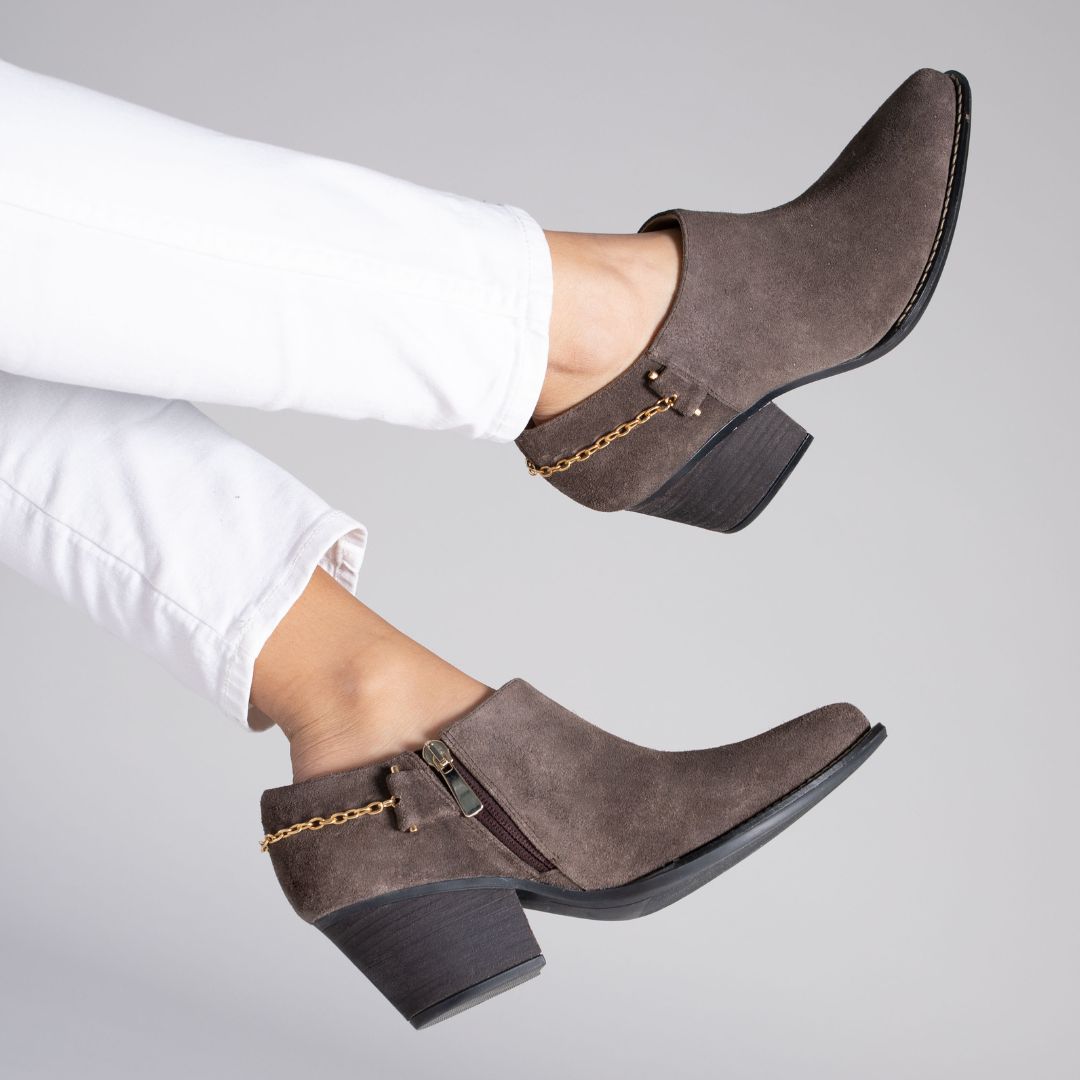 AMIRA 60 - Concrete Suede Regina Romero Women's Leather Ankle Boot