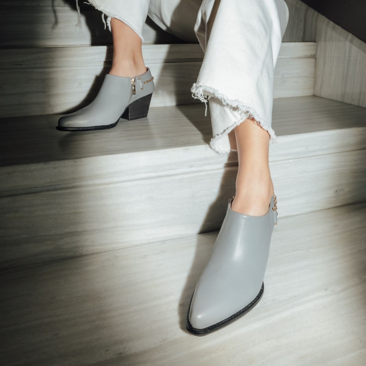 AMIRA 60 - Grey Regina Romero Women's Leather Ankle Boot