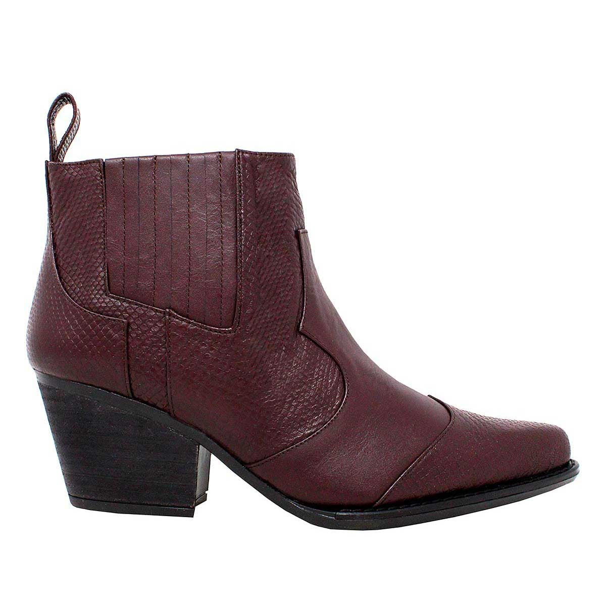 Regina Romero International